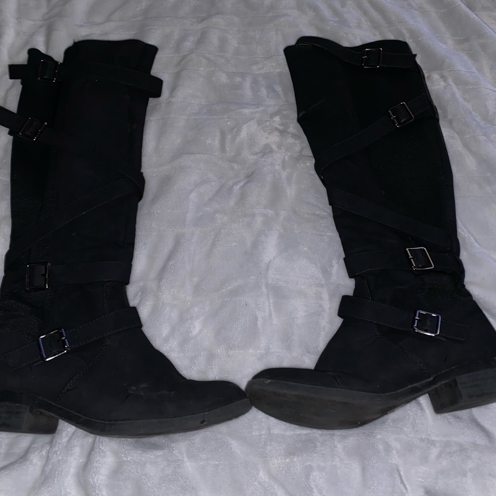 Riding boots